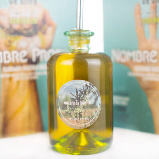 aceitera Nombre Propio